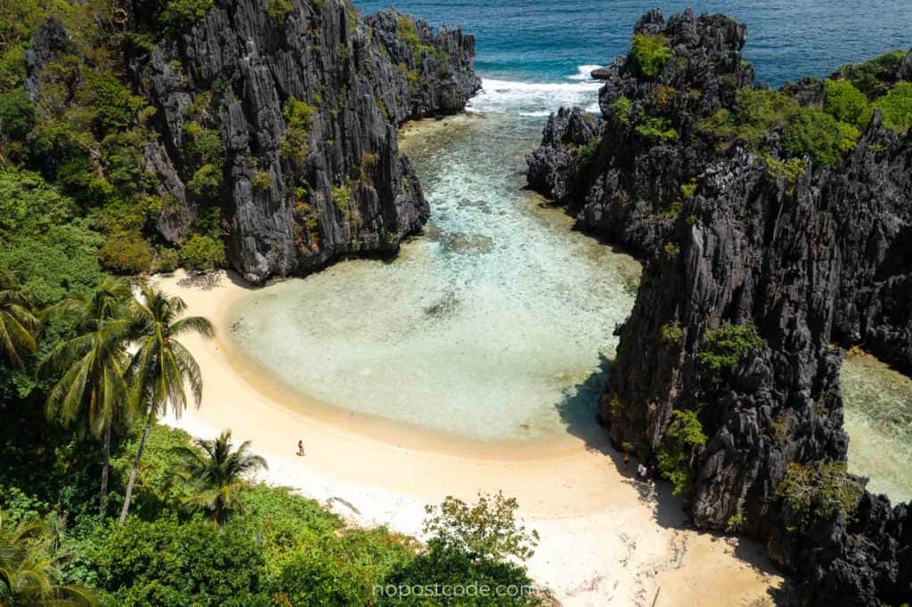 Hidden beach palawan