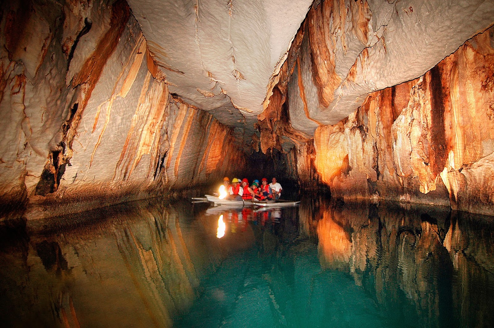 best-underground-river-in-palawan-philippines