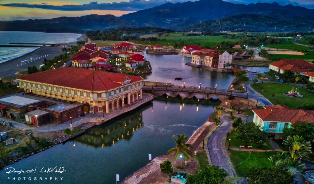 Las Casas Filipinas de Acuzar